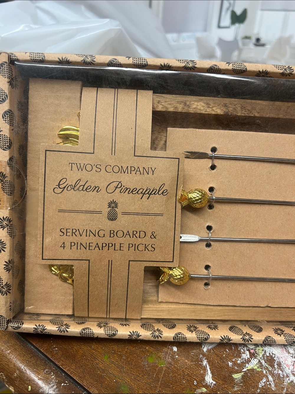Twos Company Golden Pineapple Serving Biard and 4 Pineapple picks